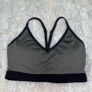 NWOT Nike sports bra